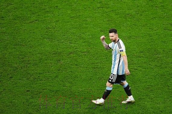 阿斯:维尼修斯脚部受伤 具体伤缺时间待检查 阿斯:维尼修斯脚部受伤 具体伤缺时间待检查